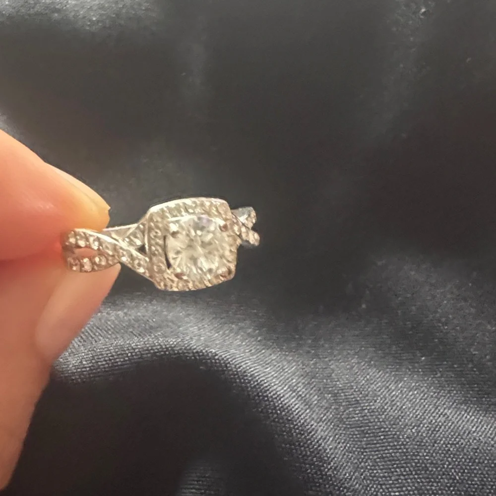 Sterling Silver CubicZirconia Halo Twist Ring in Silver,Princess-cut silver ring